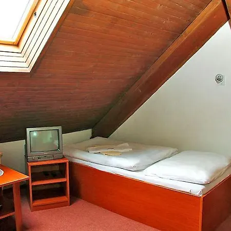 Olympia** Guest house